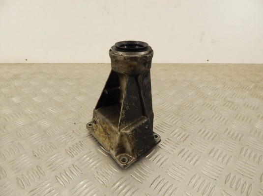Кронштейн полуоси BMW X5-series (E53) 31 50 7 503 115