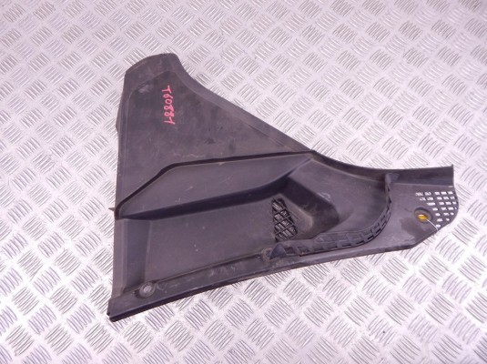 Дождевик BMW 5-series (F10/11) 64 31 6 987 606 Дождевик BMW 5-series (F10/11) 64 31 6 987 606