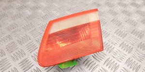 Фонарь крышки багажника правый BMW 3-series (E46) 63 21 8 368 760
