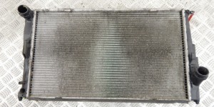 Радиатор (основной) BMW 3-series (E90/91/92) 17 11 7 788 903 Радиатор (основной) BMW 3-series (E90/91/92) 17 11 7 788 903
