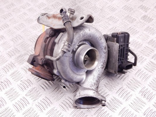 Турбина BMW 3-series (E90/91/92) 11 65 7 796 312 Турбина BMW 3-series (E90/91/92) 11 65 7 796 312