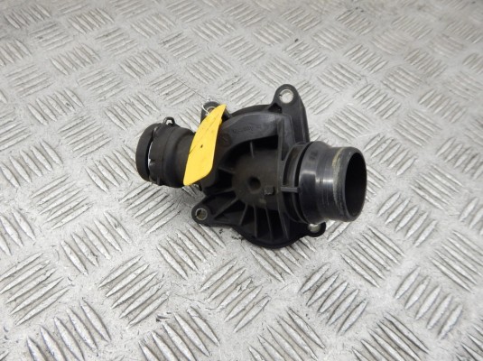Корпус термостата BMW X5-series (E53) 11 51 7 805 811