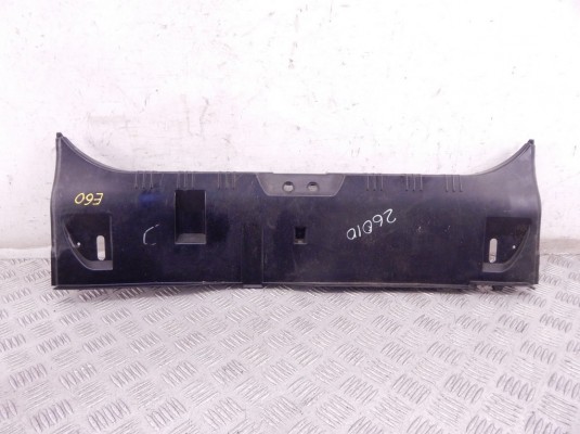 Пластик багажника BMW 5-series (E60/61) 51 47 7 024 863