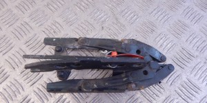 Петля капота BMW 7-series (E38) 41 61 8 203 271