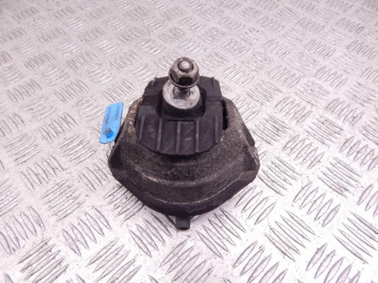 Подушка крепления двигателя BMW 5-series (E60/61) 22 11 6 761 092