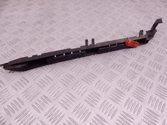 Кронштейн крепления бампера заднего BMW 7-series (E65/66) 51 12 7 135 607