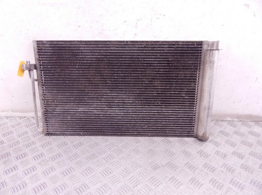Радиатор кондиционера BMW 7-series (E65/66) 64 50 9 122 827 Радиатор кондиционера BMW 7-series (E65/66) 64 50 9 122 827