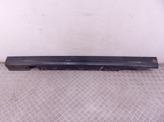 Накладка на порог BMW 3-series (E46) 51 71 8 209 755 Накладка на порог BMW 3-series (E46) 51 71 8 209 755