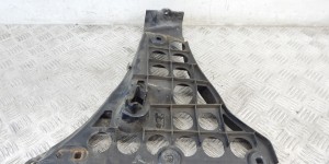Кронштейн крепления бампера заднего BMW 5-series (E60/61) 51 12 7 033 715