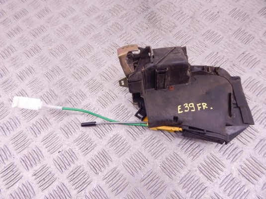 Замок двери передней правой BMW 5-series (E39) 51 21 8 235 104 Замок двери передней правой BMW 5-series (E39) 51 21 8 235 104