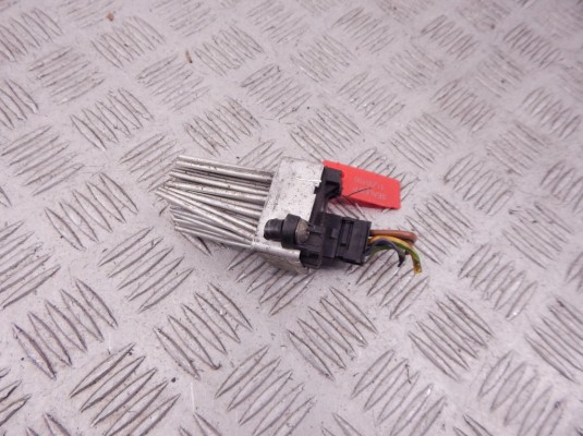 Сопротивление печки BMW 3-series (E46) 64 11 6 920 365