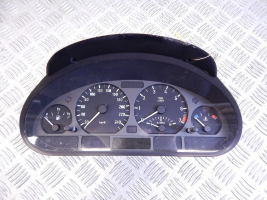 Щиток приборов (приборная панель) BMW 3-series (E46) 62 11 6 932 894