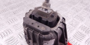 Подушка крепления двигателя BMW 1-series (E87) 22 11 6 768 800 Подушка крепления двигателя BMW 1-series (E87) 22 11 6 768 800