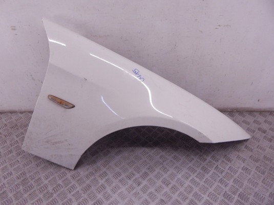 Крыло переднее правое BMW 3-series (E90/91/92) 41 35 7 133 228