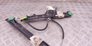 Стеклоподъемник электрический передний правый BMW 1-series (E87) 51 33 7 138 466