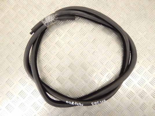 Уплотнитель BMW 3-series (E90/91/92) 51 72 7 247 260