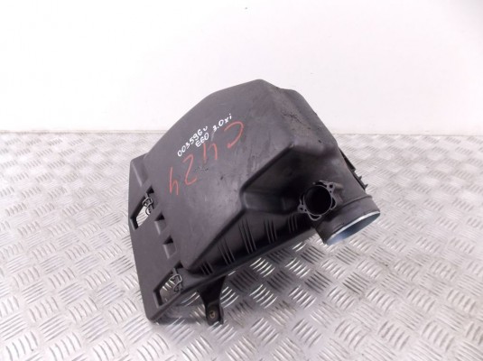 Корпус воздушного фильтра BMW 5-series (E60/61) 13 71 7 537 667
