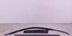 Молдинг двери передней правой BMW X5-series (E53) 51 32 8 257 702