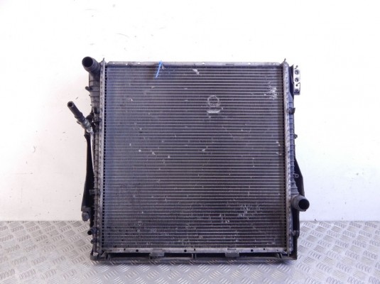 Кассета радиаторов BMW X5-series (E53) 17 10 1 439 105