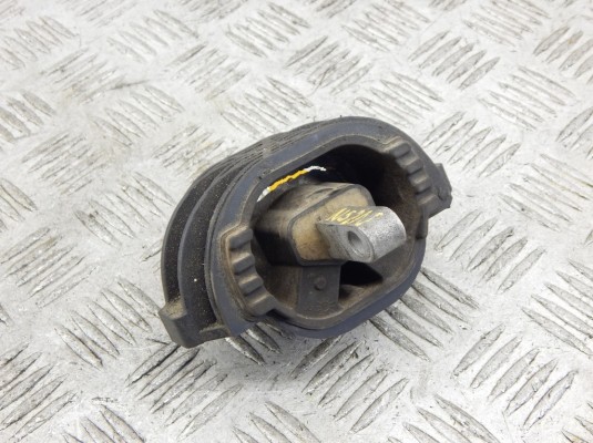 Подушка крепления КПП BMW 7-series (F01/02) 22 32 6 775 916