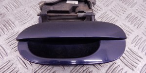 Ручка наружная задняя левая BMW 5-series (E39) 51 22 0 000 521 Ручка наружная задняя левая BMW 5-series (E39) 51 22 0 000 521