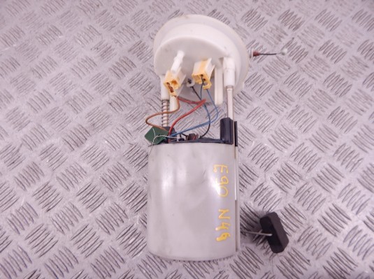 Насос топливный BMW 3-series (E90/91/92) 16 14 7 197 075 Насос топливный BMW 3-series (E90/91/92) 16 14 7 197 075