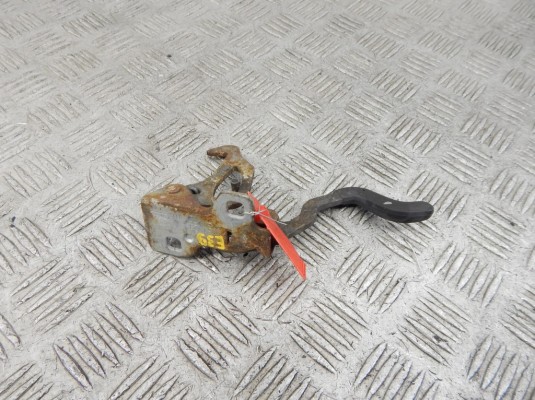 Крюк капота BMW 5-series (E39) 51 23 8 172 164