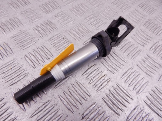 Катушка зажигания BMW 5-series (F10/11) 12 13 7 594 596 Катушка зажигания BMW 5-series (F10/11) 12 13 7 594 596