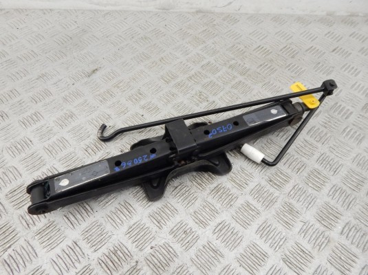 Домкрат BMW X5-series (E53) 71 12 6 754 372