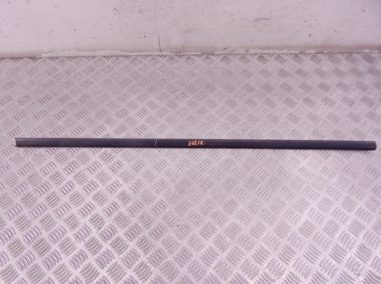 Молдинг двери передней правой BMW 3-series (E46) 51 13 8 208 450