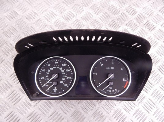 Щиток приборов (приборная панель) BMW X5-series (E70)