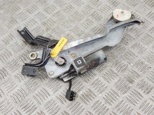 Моторчик заднего стеклоочистителя (дворника) BMW 5-series (E34)