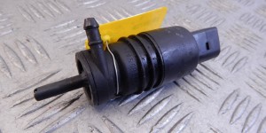 Насос (моторчик) омывателя стекла BMW X5-series (E53) 67 12 8 362 154