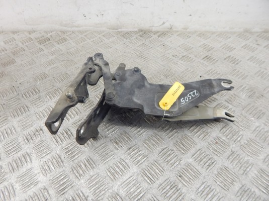 Петля капота BMW X5-series (E70) 41 00 7 198 618 Петля капота BMW X5-series (E70) 41 00 7 198 618