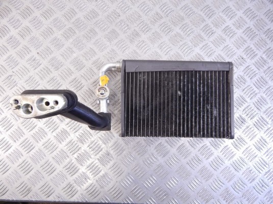 Испаритель кондиционера BMW X5-series (E53) 64 11 8 385 560