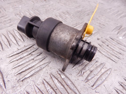 Датчик давления топлива BMW 5-series (E60/61) 13 51 7 797 875