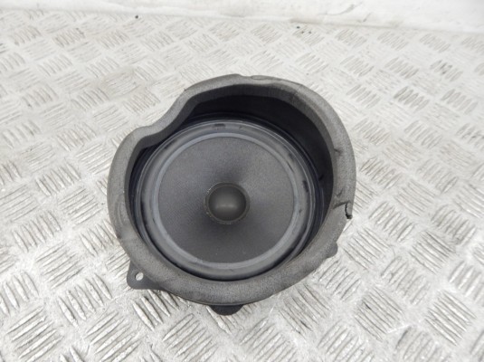Динамик двери передней правой BMW X5-series (E53) 65 13 8 379 568
