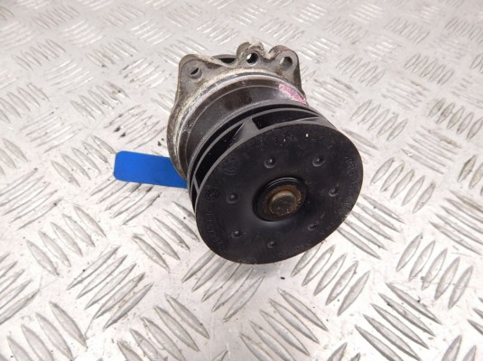 Помпа BMW 5-series (E39) 11 51 7 527 799
