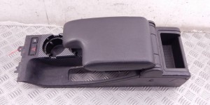 Подлокотник BMW 3-series (E46) 51 16 8 213 678
