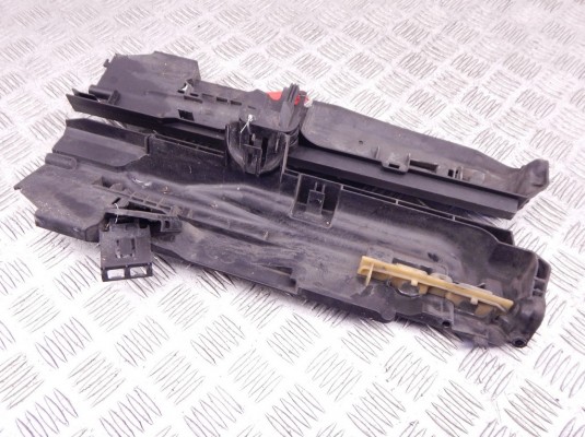 Кассета радиаторов BMW 3-series (E90/91/92) 17 10 7 524 914 Кассета радиаторов BMW 3-series (E90/91/92) 17 10 7 524 914