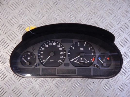 Щиток приборов (приборная панель) BMW 3-series (E46) 62 11 6 932 894