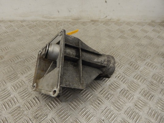 Кронштейн полуоси BMW X5-series (E53) 31 53 7 503 120