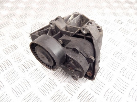 Кронштейн компрессора кондиционера BMW 5-series (E39) 64 55 1 432 237