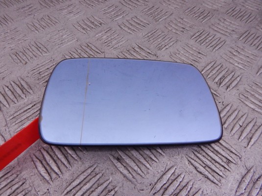 Стекло зеркала наружного правого BMW 5-series (E39) 51 16 8 250 438