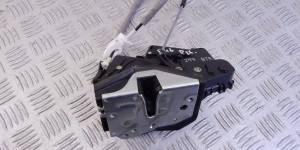 Замок двери передней правой BMW 3-series (E46) 51 21 7 011 244