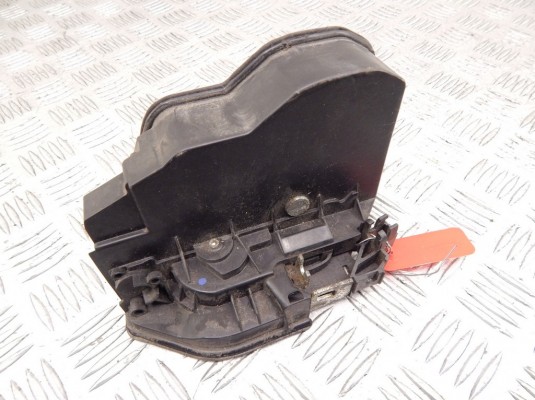 Замок двери передней правой BMW X3-series (E83) 51 21 7 167 068