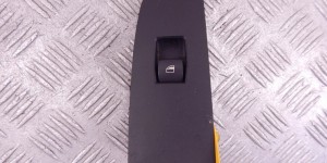 Кнопка стеклоподъемника BMW 1-series (E87) 61 31 6 935 534 Кнопка стеклоподъемника BMW 1-series (E87) 61 31 6 935 534