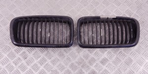 Решетка радиатора BMW 7-series (E38)