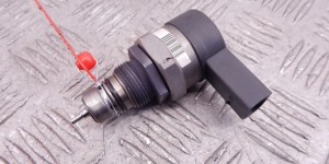 Датчик давления топлива BMW 1-series (E87) 13 53 7 805 734