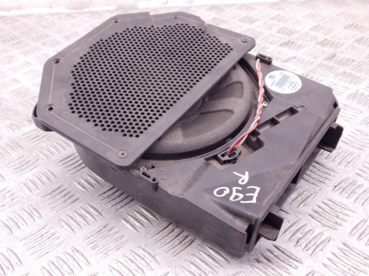 Сабвуфер BMW 3-series (E90/91/92) 65 13 9 143 144